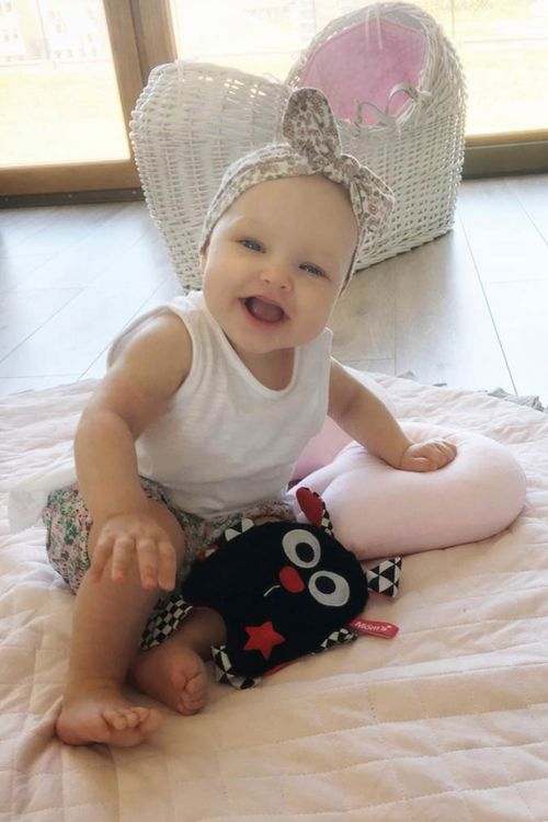 MOM'S CARE Przytulanka sensoryczna kontrastowa – szeleścik rozmiar ONE SIZE kolor wielokolorowy dla Dziecka