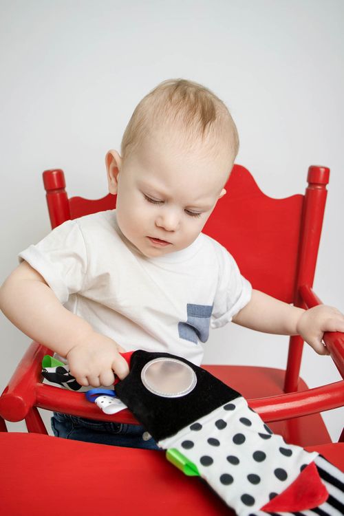 MOM'S CARE Książeczka sensoryczna kontrastowa rozmiar ONE SIZE kolor czerwony dla Dziecka