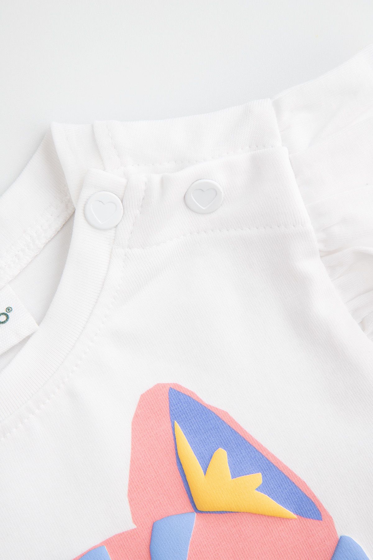 Short Sleeve Bodysuit White with Cat Print on Front and Grow