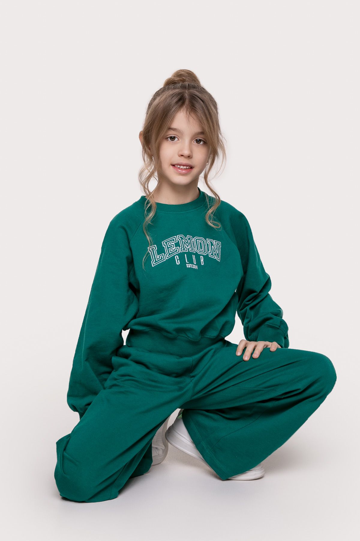 Girls' unzipped sweatshirt with graphics - Coccodrillo