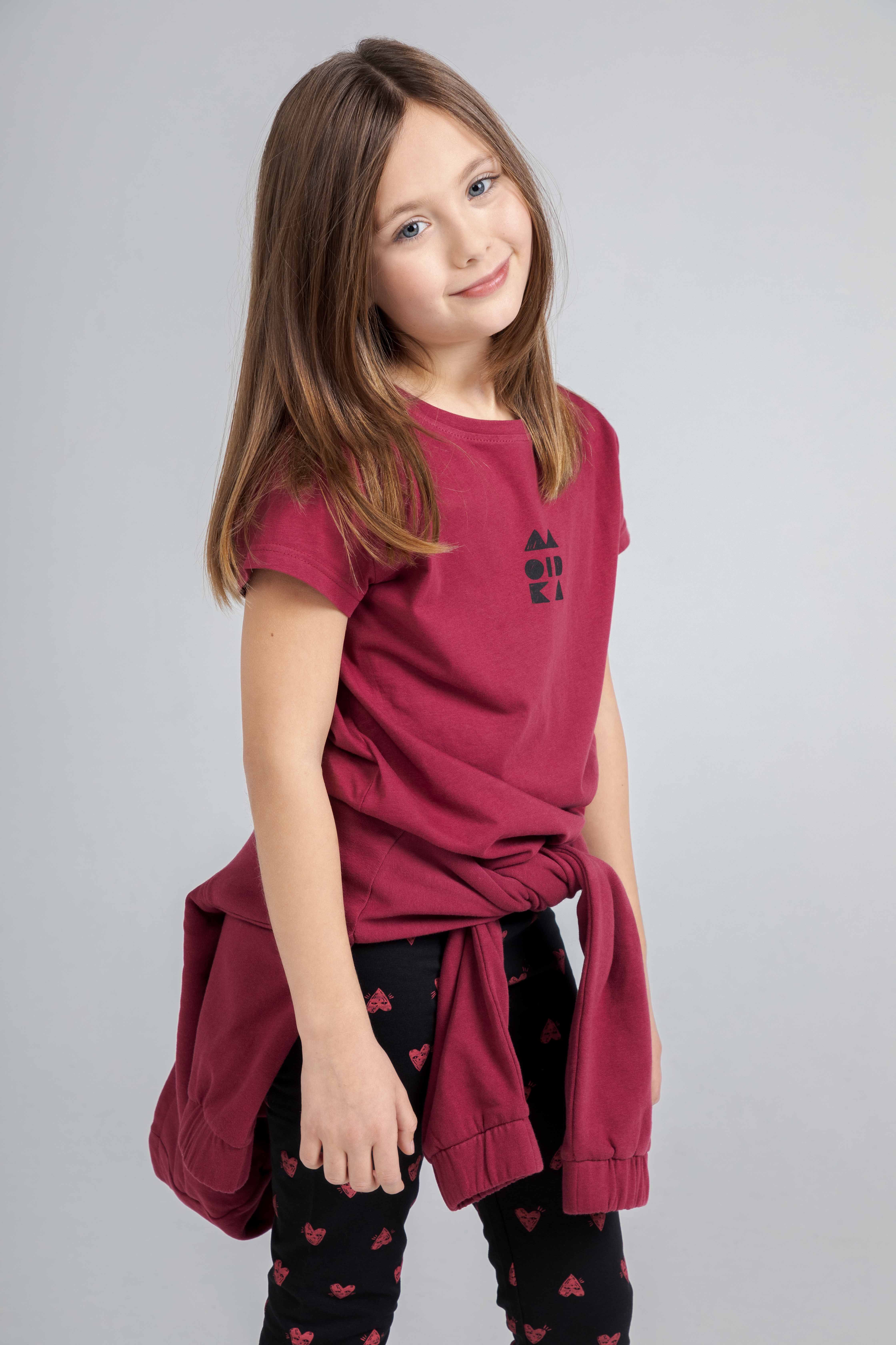 Sweatshirt with a hood burgundy kangaroo with a heart-kitty