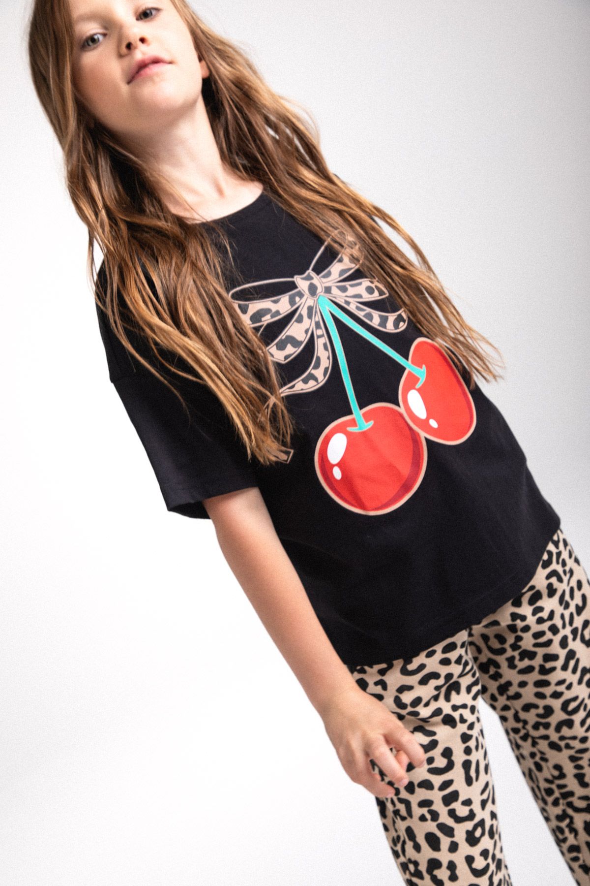 【CPGN STUDIO】Heart Monkey Embroidery Short Sleeve T-shirt s-l400.jpg