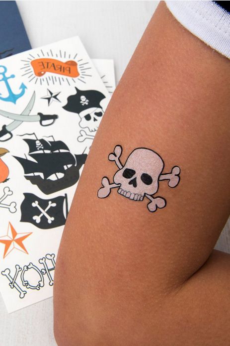 Zestaw zmywalnych tatuaży - piraci 2