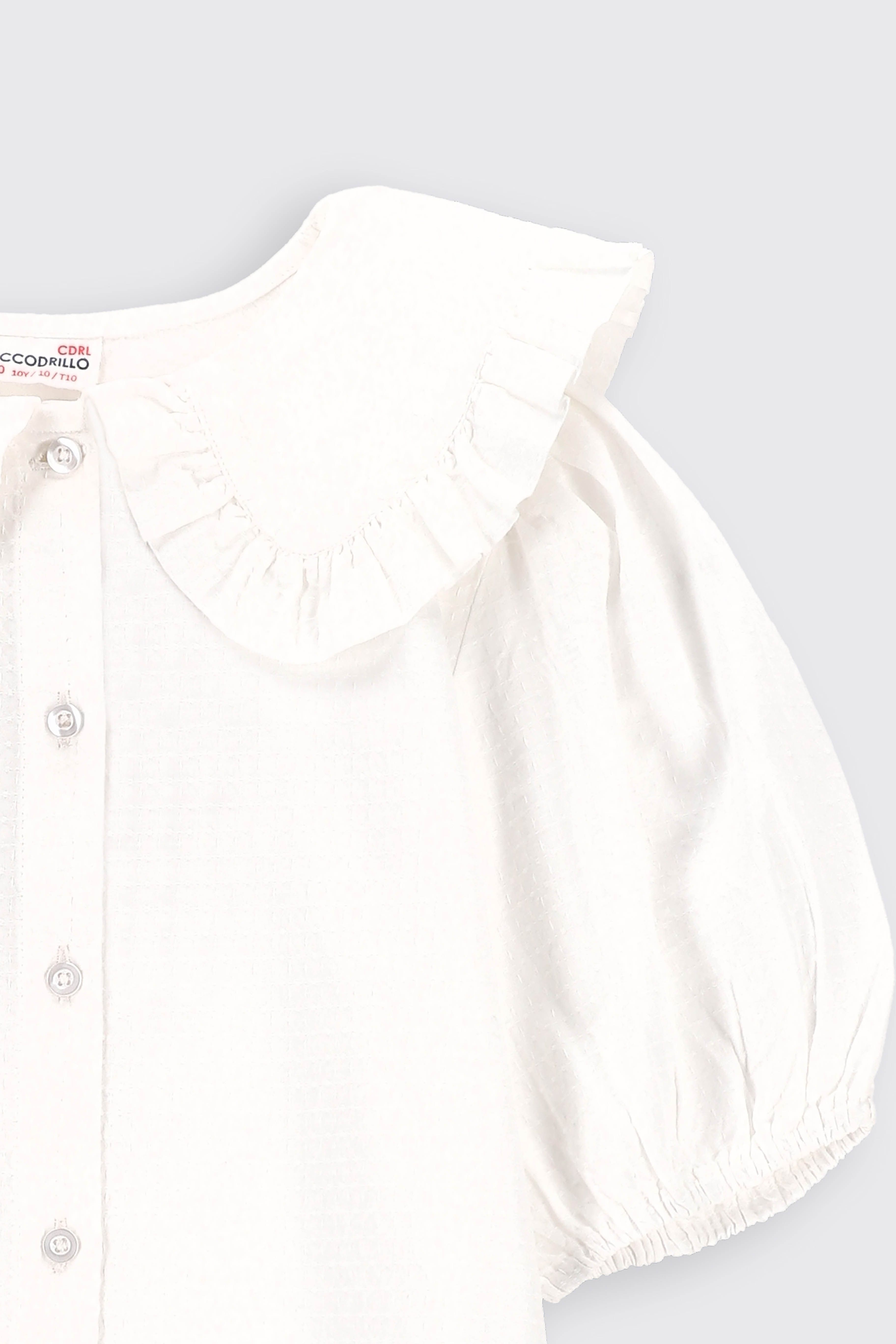 Blouse with short sleeves white with a collar and puff